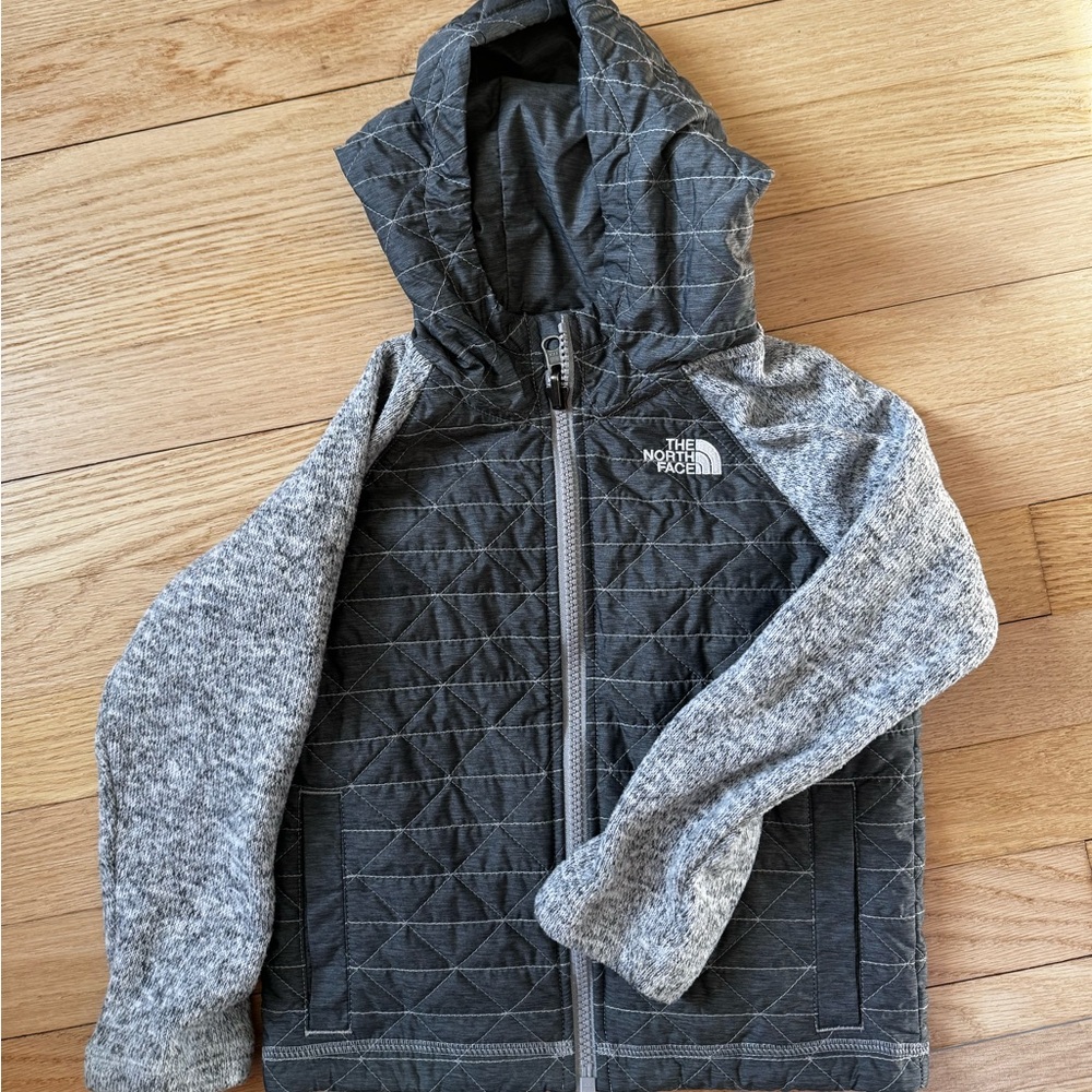The north face quilted sweater jacket with hood 4t